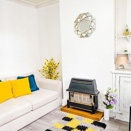 Beautiful 2 Bedroom House - Free Parking - Lt House Leicester Exterior foto