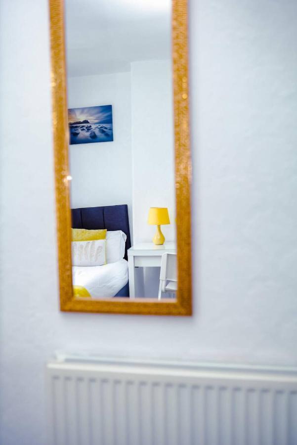 Beautiful 2 Bedroom House - Free Parking - Lt House Leicester Exterior foto