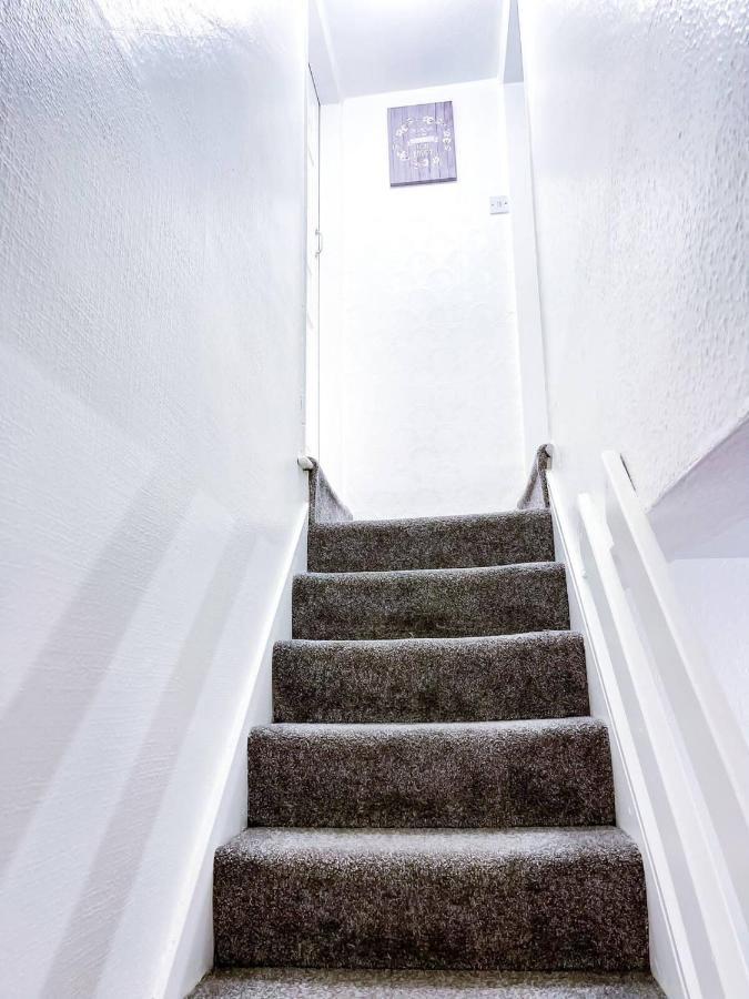 Beautiful 2 Bedroom House - Free Parking - Lt House Leicester Exterior foto
